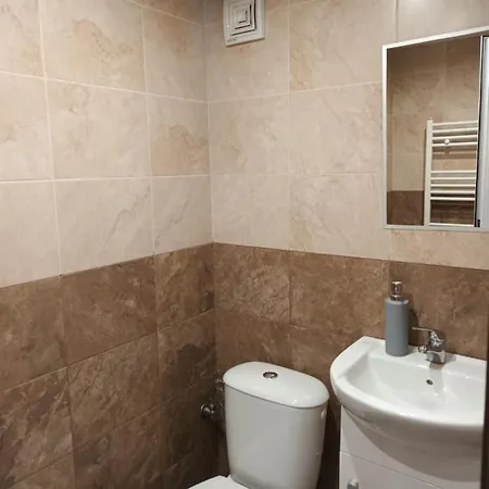 къща ивона Apartman Szapareva Banja