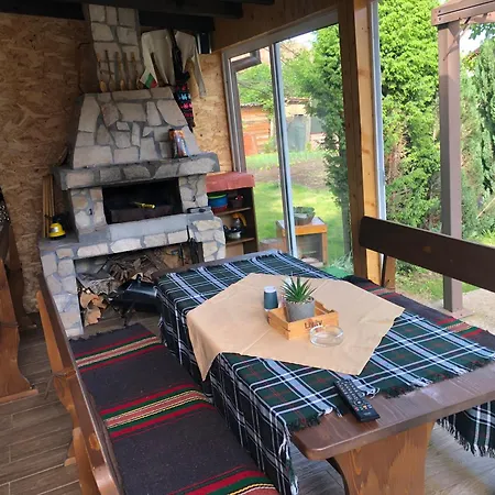 къща ивона * Szapareva Banja