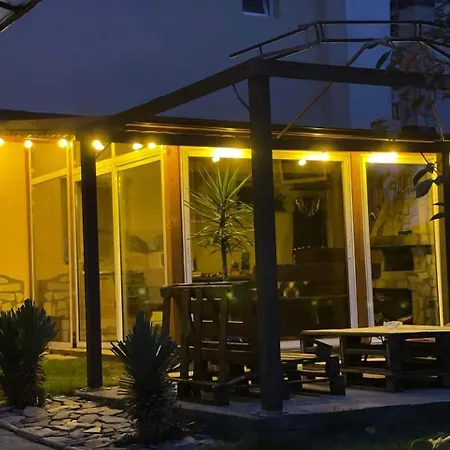 아파트 къща ивона *